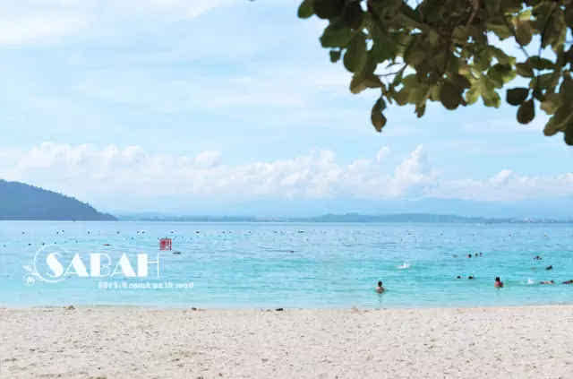 足球赌注软件_阿黛尔已和男友西蒙秘密结婚 消息被证实(图1) 足球赌注软件